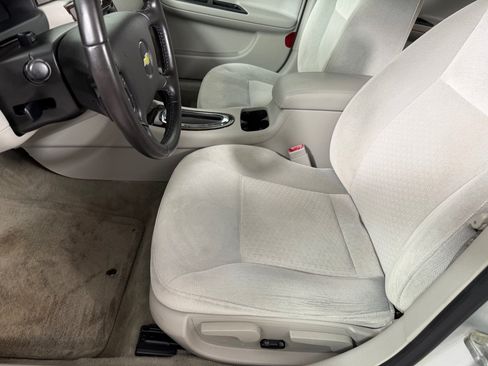 Used 2012 Chevrolet Impala LT w/ LT Sunroof Package FWD image 12