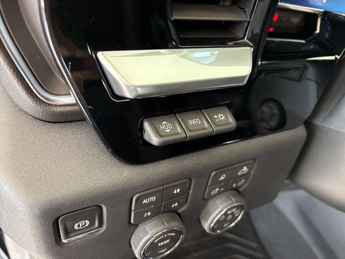New 2026 Chevrolet Silverado 1500 LTZ w/ LTZ Premium Texas Edition AWD/4WD image 16