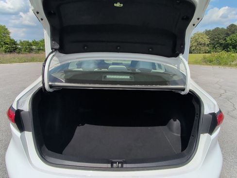Used 2023 Toyota Corolla LE FWD image 41