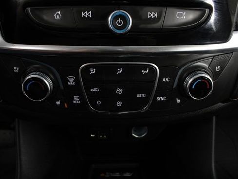 Used 2021 Chevrolet Traverse Premier w/ Redline Edition image 7