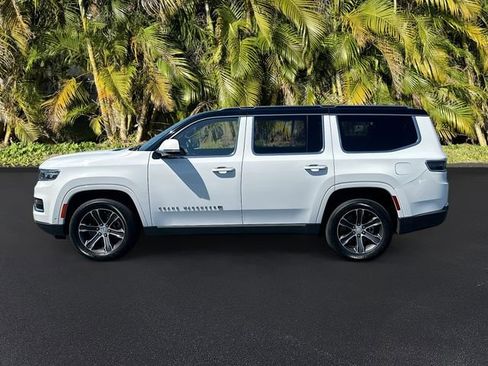 Used 2022 Jeep Grand Wagoneer Series I AWD/4WD image 8