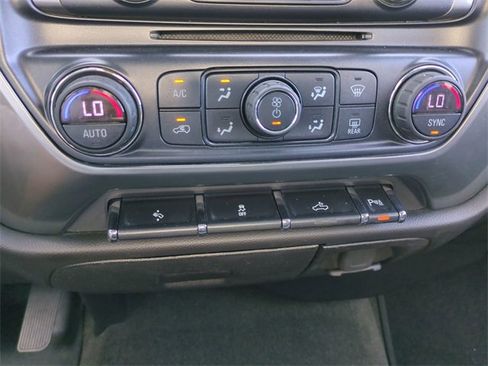 Used 2018 Chevrolet Silverado 1500 LT w/ All Star Edition image 26