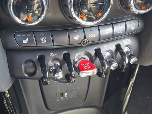 Used 2023 MINI Cooper S image 23