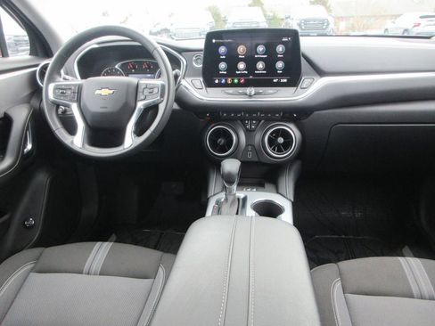 Used 2024 Chevrolet Blazer LT w/ Convenience Package FWD image 15
