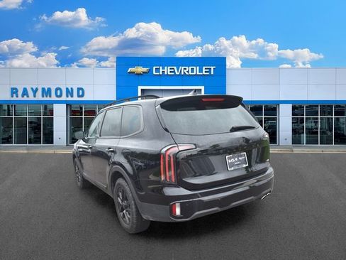 Certified 2025 Kia Telluride AWD image 5