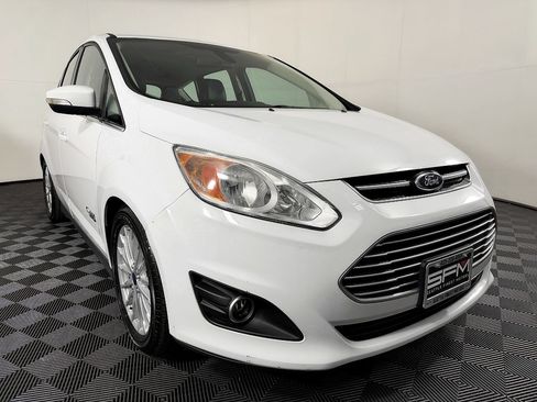 Used 2016 Ford C-MAX Energi SEL w/ Equipment Group 302A FWD image 5