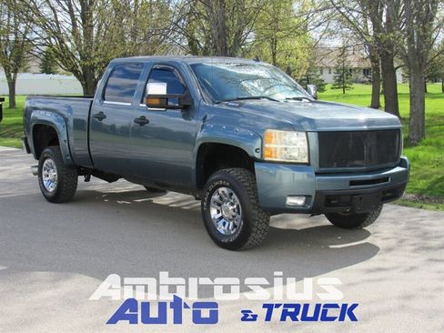 Used 2007 Chevrolet Silverado 2500 LT w/ 1LT Convenience Package AWD/4WD image 1