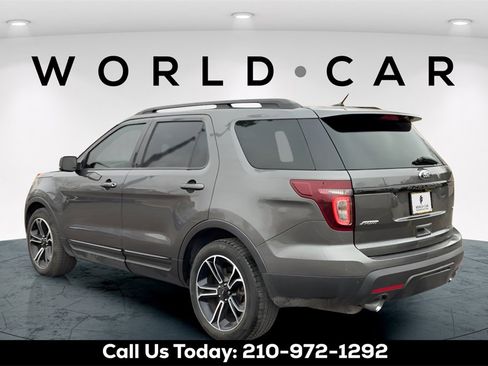 Used 2015 Ford Explorer Sport w/ Equipment Group 401A image 5
