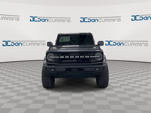 Used 2022 Ford Bronco Outer Banks image 3