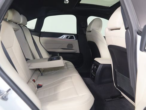 Used 2022 BMW i4 eDrive40 w/ M Sport Package image 14