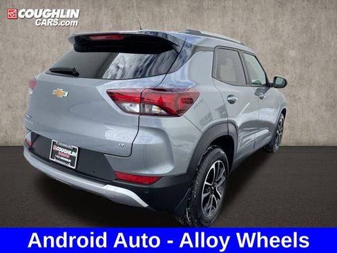 Used 2025 Chevrolet TrailBlazer LT w/ Driver Confidence Package image 7