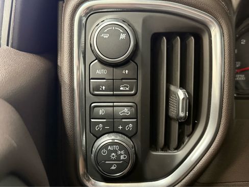 Used 2019 Chevrolet Silverado 1500 LTZ w/ Max Trailering Package AWD/4WD image 27