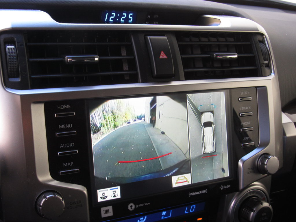 Used 2023 Toyota 4Runner Limited AWD/4WD image 32