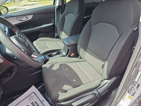 Used 2023 Kia Forte LXS FWD image 20