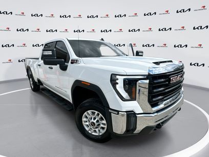 Used 2024 GMC Sierra 2500 Pro w/ Convenience Package