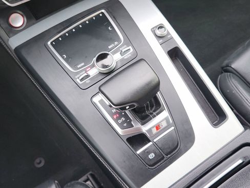 Used 2018 Audi SQ5 Premium Plus w/ Navigation Package image 22