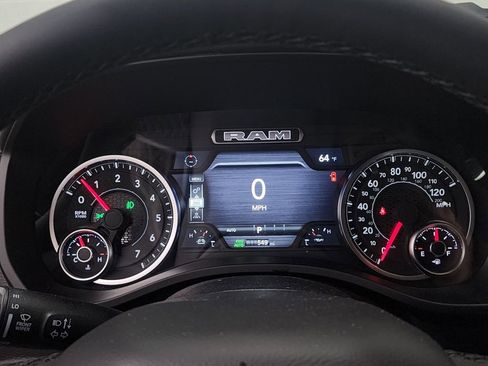 New 2026 RAM 1500 4x4 Crew Cab image 11