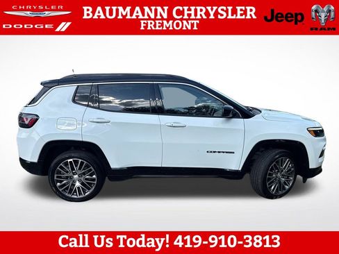 Used 2023 Jeep Compass Limited w/ Elite Group AWD/4WD image 7