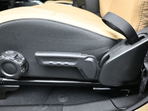 New 2026 Jeep Gladiator Willys image 14