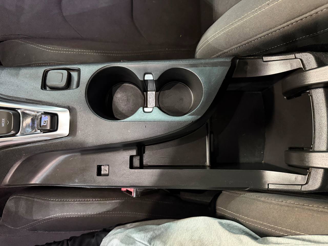 Used 2020 Chevrolet Camaro LS RWD image 35