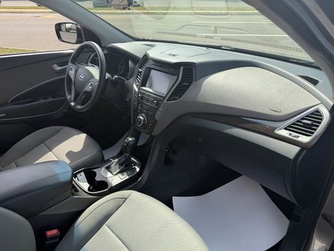 Used 2018 Hyundai Santa Fe Sport w/ 2.4L Value Package 02 AWD/4WD image 19