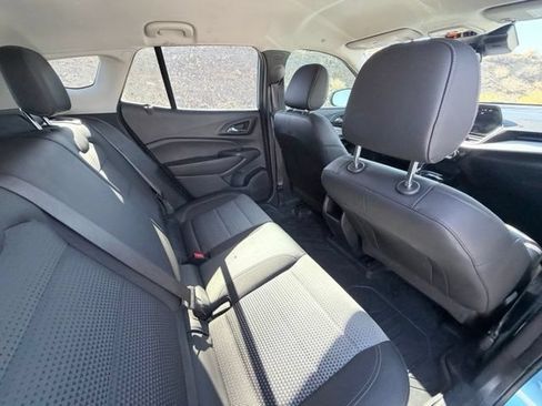 Used 2025 Chevrolet Trax LT w/ Driver Confidence Package FWD image 26