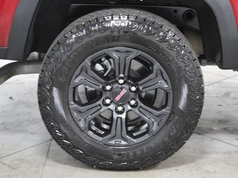 Used 2024 GMC Canyon Elevation w/ Trailering Package RWD image 13