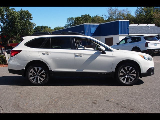 Used 2017 Subaru Outback 2.5i Limited AWD/4WD image 6