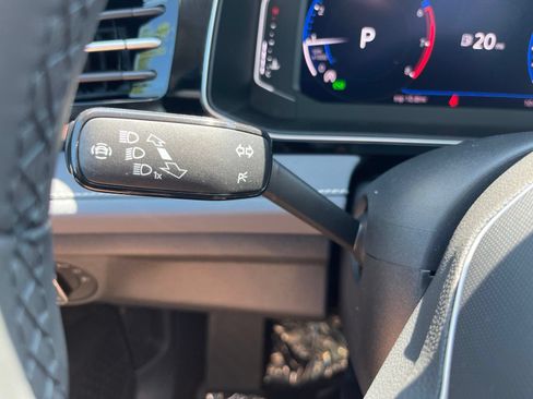 New 2026 Volkswagen Jetta SEL FWD image 13