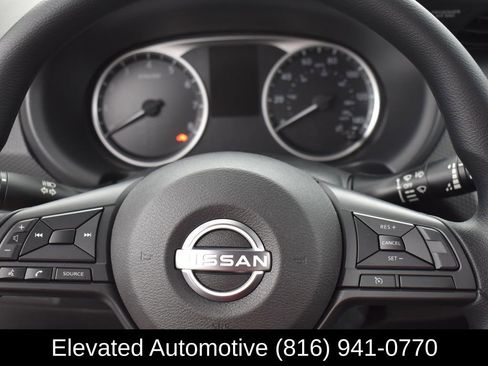 Used 2025 Nissan Kicks Play S FWD image 11