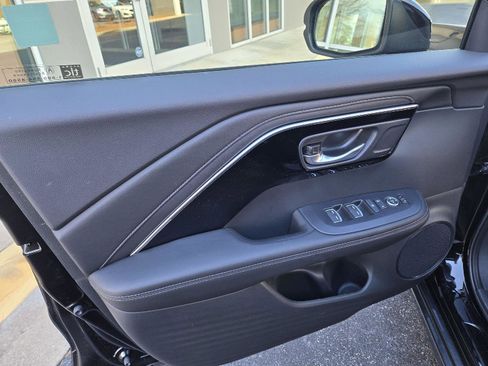 Certified 2025 Acura ADX FWD image 17