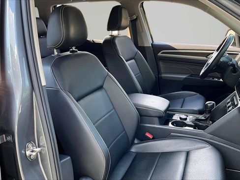 Used 2023 Volkswagen Atlas SE AWD/4WD image 21