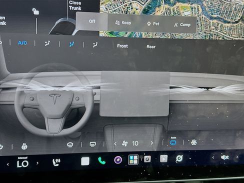 Used 2023 Tesla Model Y Long Range AWD/4WD image 23