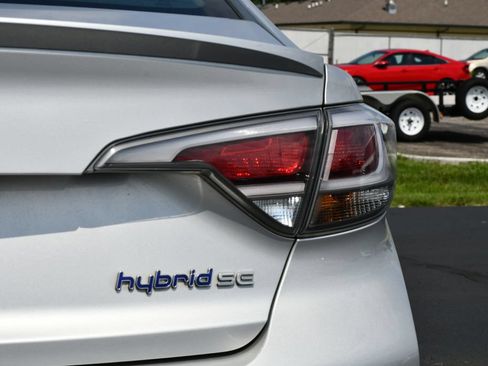 Used 2016 Hyundai Sonata SE FWD image 29