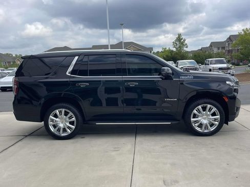 Used 2022 Chevrolet Tahoe High Country AWD/4WD image 6
