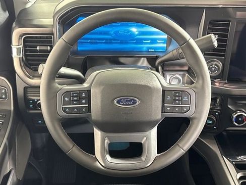 New 2026 Ford F250 Lariat w/ Black Appearance Package image 18