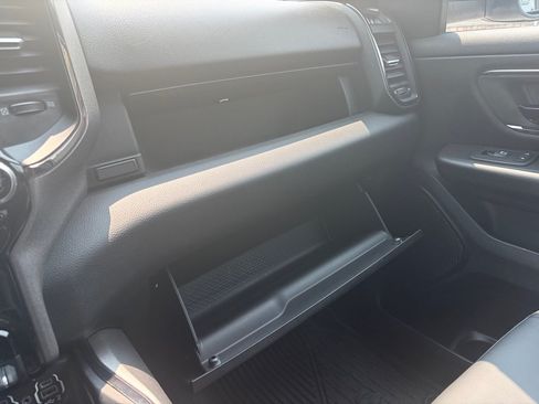Used 2024 RAM 1500 Big Horn AWD/4WD image 47