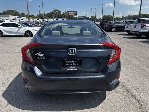 Used 2018 Honda Civic LX image 4
