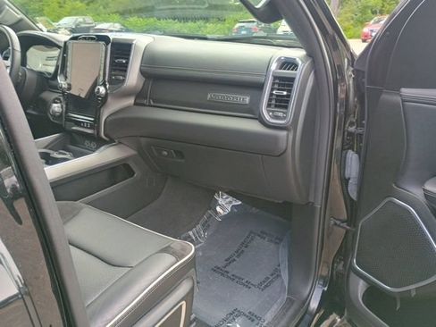 Used 2025 RAM 1500 Laramie AWD/4WD image 14
