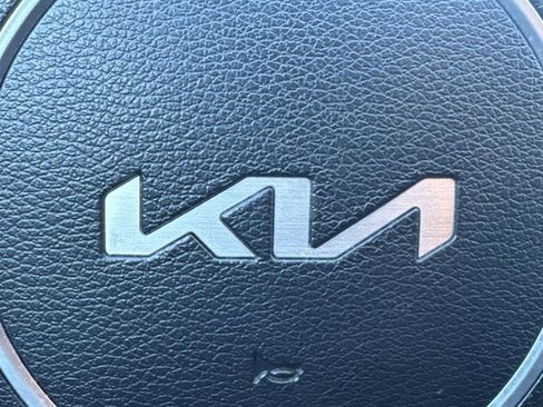 Certified 2024 Kia Sportage LX image 29