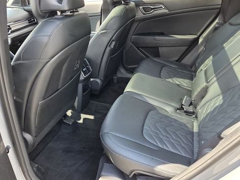 Used 2023 Kia Sportage X-Pro AWD/4WD image 11