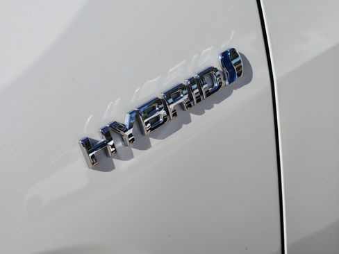 Used 2020 Toyota RAV4 XSE image 15