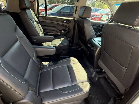 Used 2019 GMC Yukon XL SLT AWD/4WD image 40