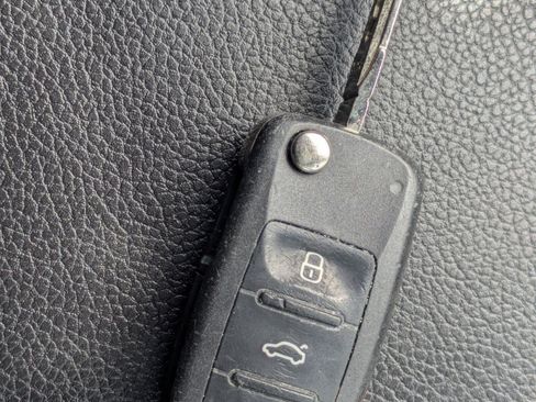 Used 2017 Volkswagen Jetta GLI FWD image 34