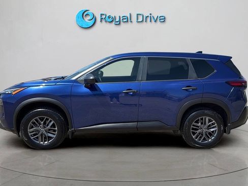 Used 2021 Nissan Rogue S AWD/4WD image 3