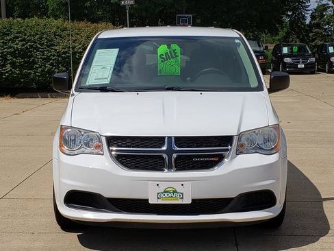Used 2015 Dodge Grand Caravan SE w/ Quick Order Package 29E SE image 9