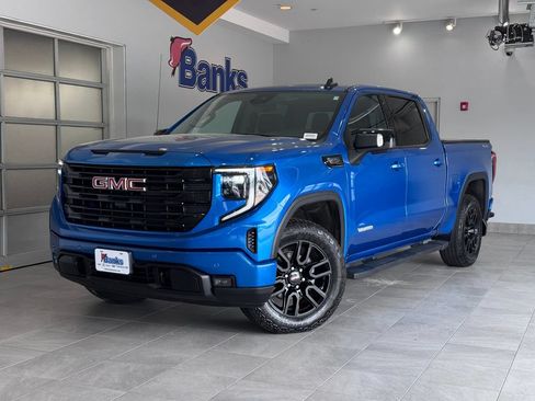 Certified 2024 GMC Sierra 1500 Elevation w/ Elevation Premium Package AWD/4WD image 2