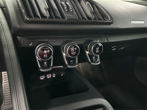 Used 2017 Audi R8 V10 image 26