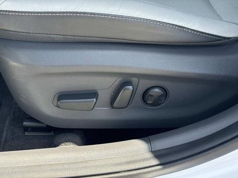 Used 2021 Hyundai Ioniq Limited FWD image 21