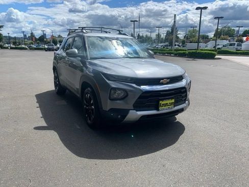 Used 2023 Chevrolet TrailBlazer LT w/ Convenience Package AWD/4WD image 8